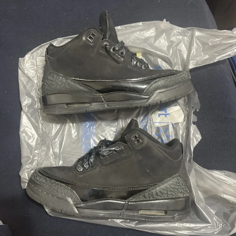 Air Jordan 3 Black Cat GS Size 6Y 2025 Used